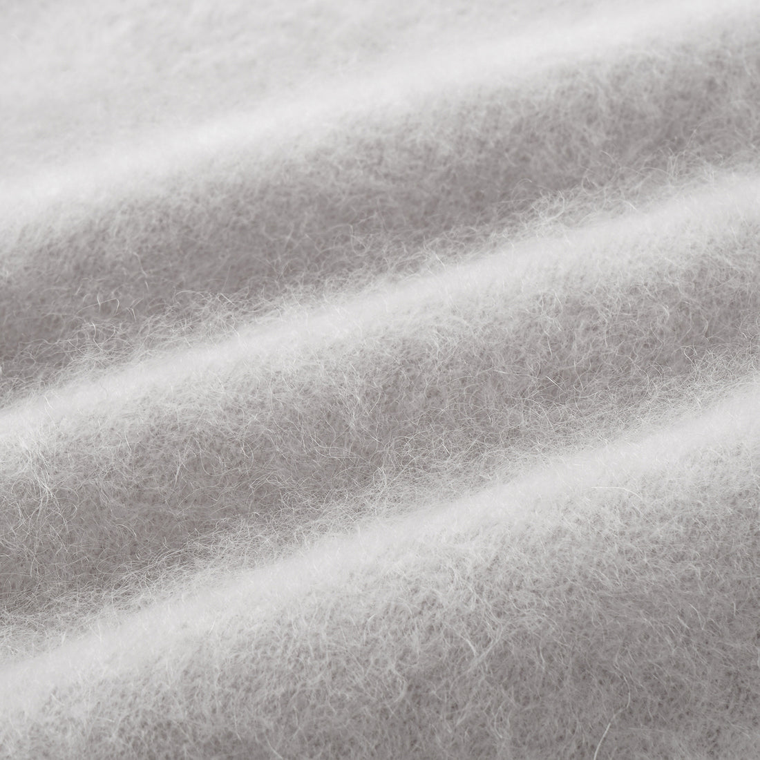 “Winter Diary” 100%Cashmere極細絨柔梳纖工藝立領五分袖上衣—Soft Lavender柔霧薰紫