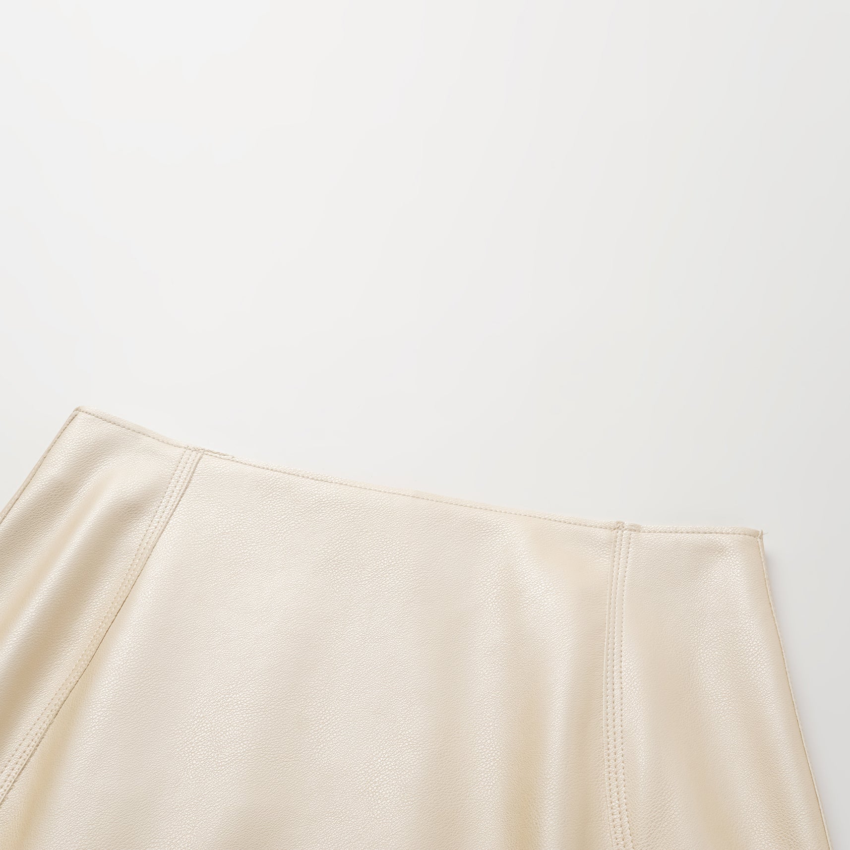 "Easy-go Chic" Vegan Leather Cut Pencil Skirt - Pearlescent White 