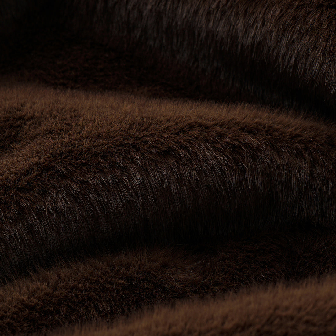 “Imperial Gala” 柔奢霧絨環保皮草國風馬甲外套—Velvet Mink錦貂流華