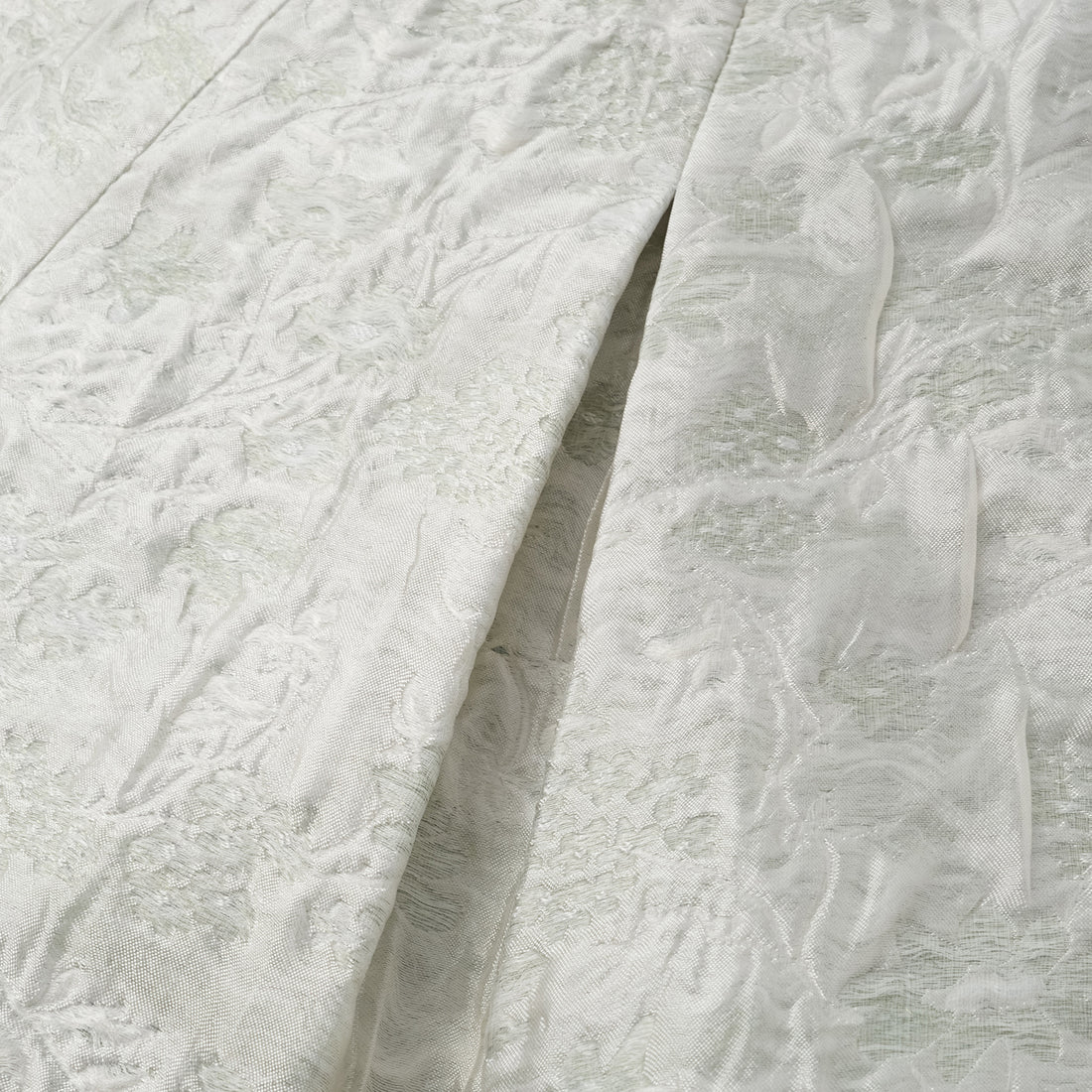 “春意” 冰晶提花輕國風短褲—浮玉春