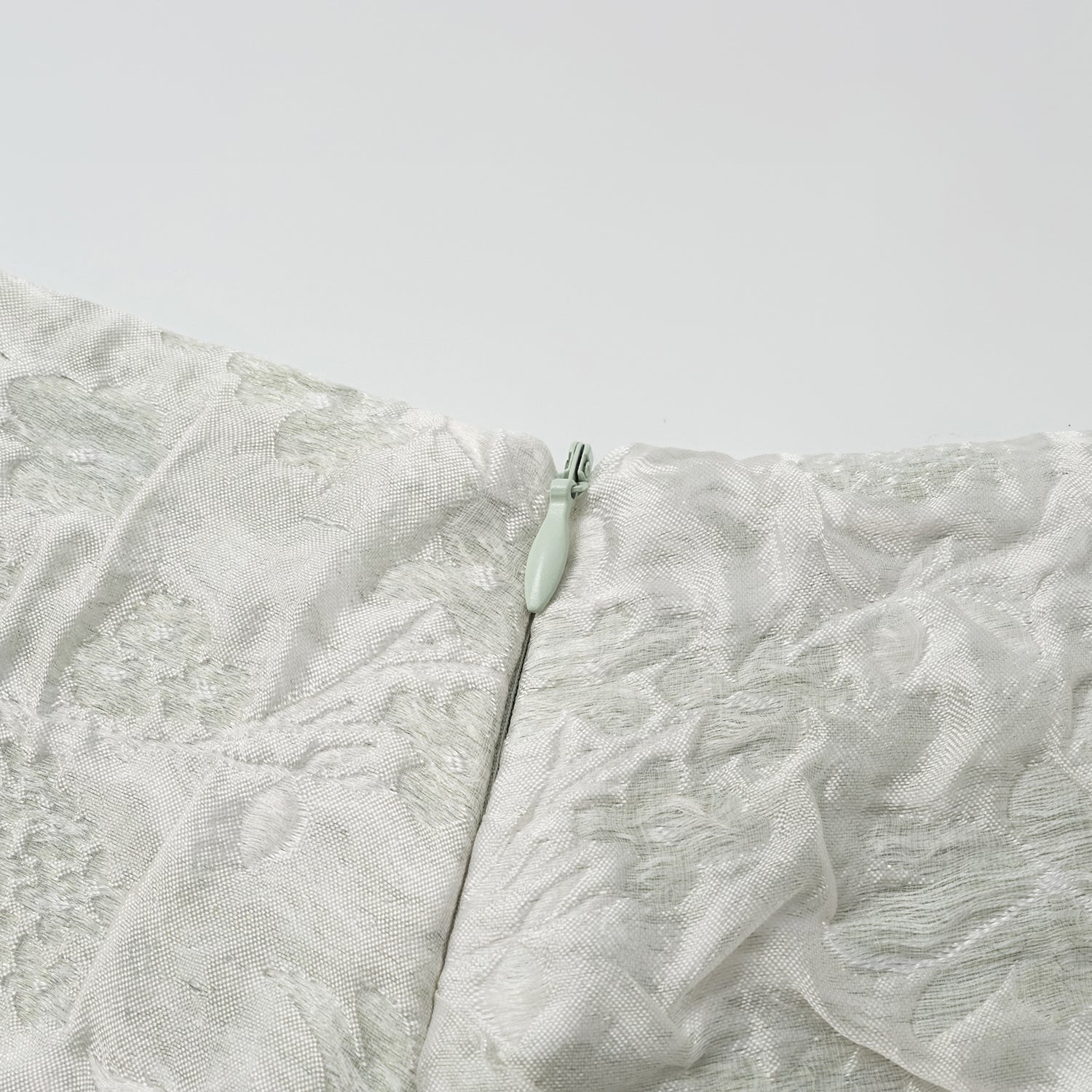 “春意” 冰晶提花輕國風短褲—浮玉春