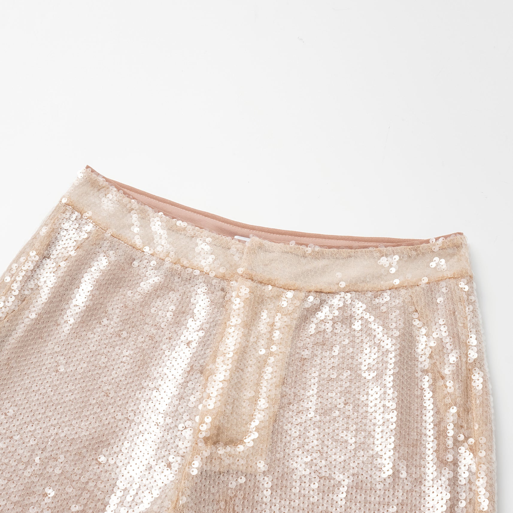 “Daytime Party.” 粼波光藝喇叭褲