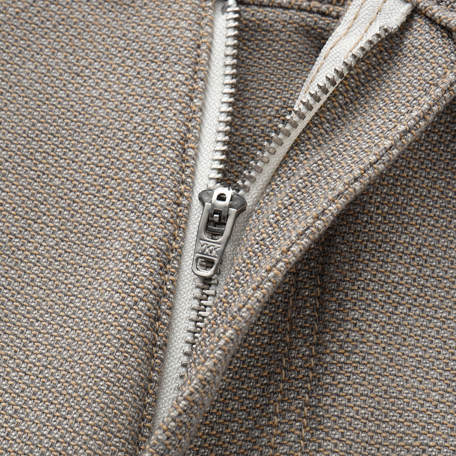 “Easy-go Chic“土耳其頂級霧紋棉高腰反摺牛仔褲—Smoky Agarwood沉香煙褐