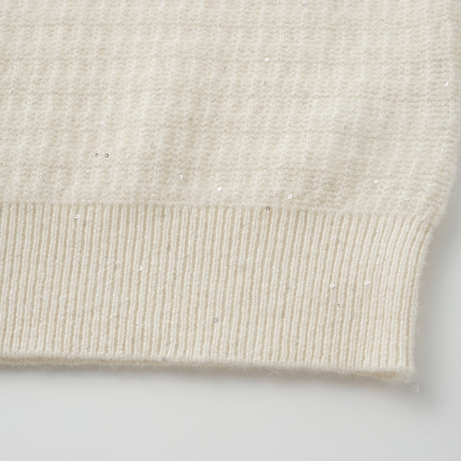 “Autumn Diary” 100% Cashmere極細絨柔星點高領針織背心—Velour Moonlight絲絨月光