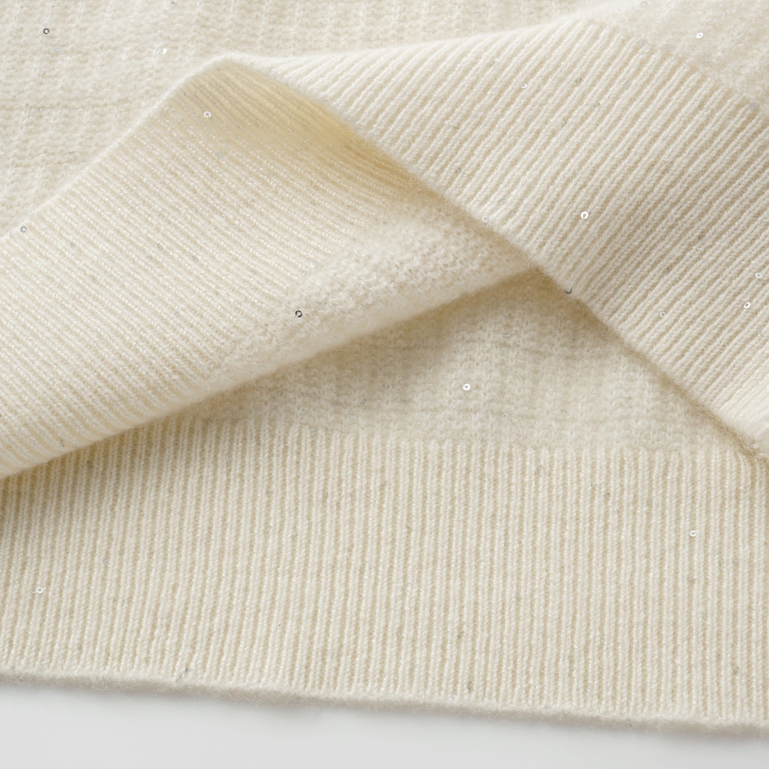 “Autumn Diary” 100% Cashmere極細絨柔星點高領針織背心—Velour Moonlight絲絨月光