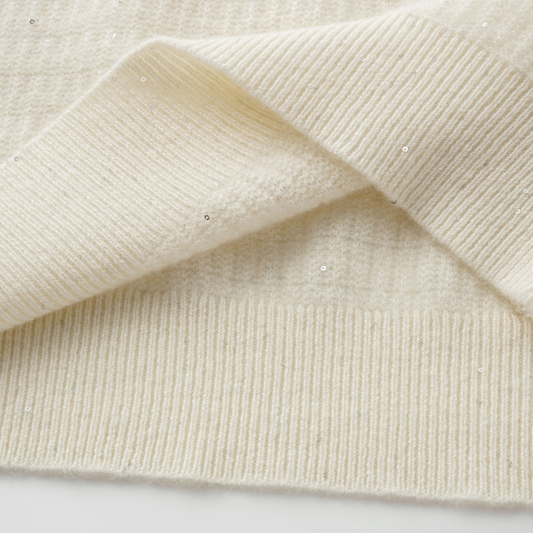 “Autumn Diary” 100% Cashmere極細絨柔星點高領針織背心—Velour Moonlight絲絨月光