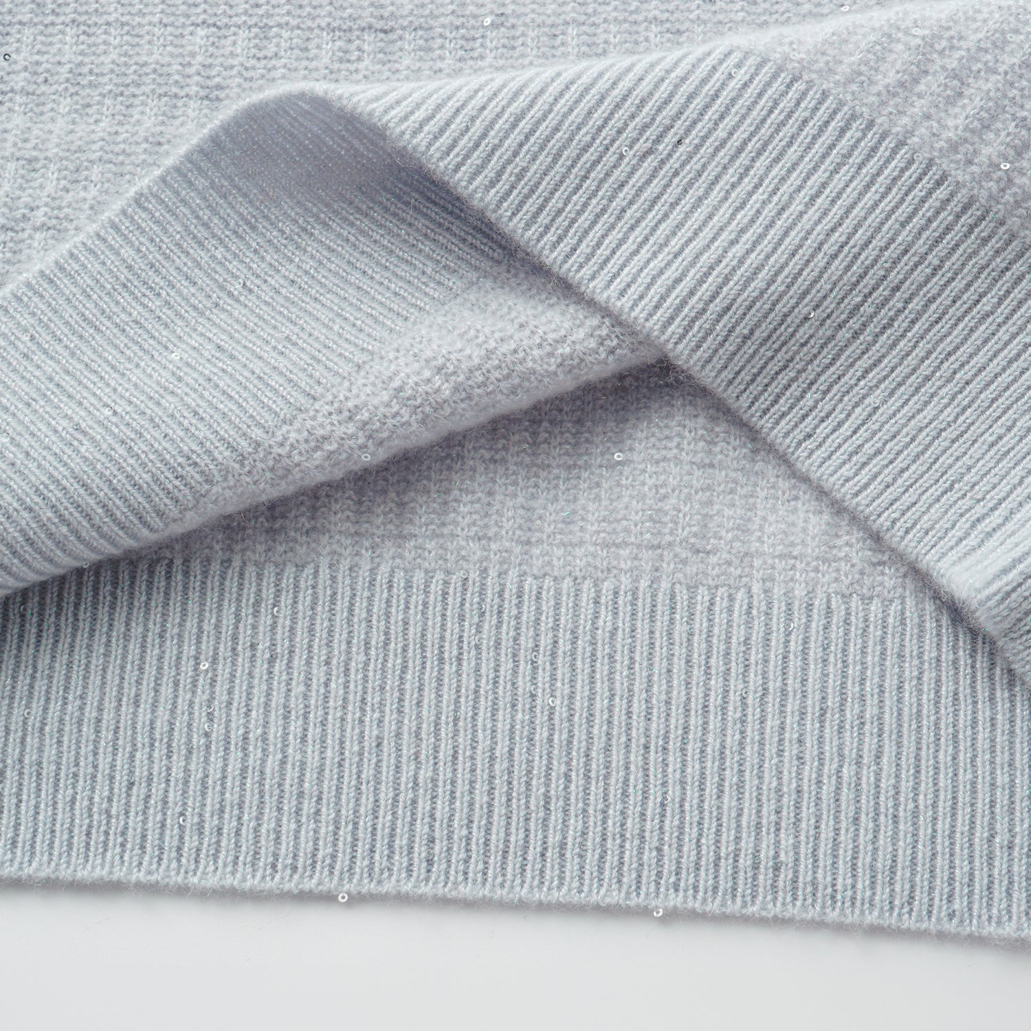 “Autumn Diary” 100% Cashmere極細絨柔星點高領針織背心—Nebula Veil霧影星河