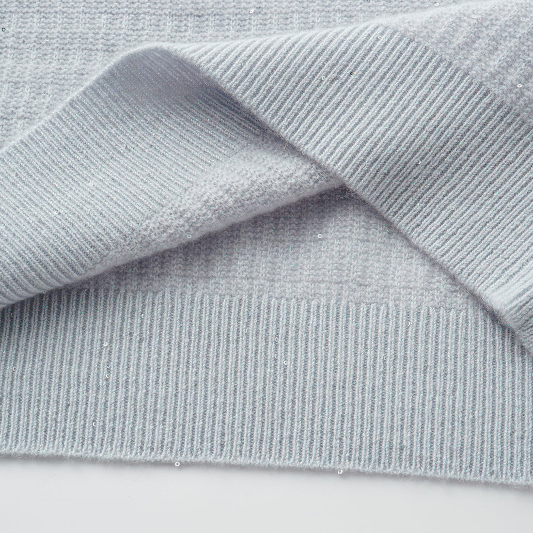 “Autumn Diary” 100% Cashmere極細絨柔星點高領針織背心—Nebula Veil霧影星河