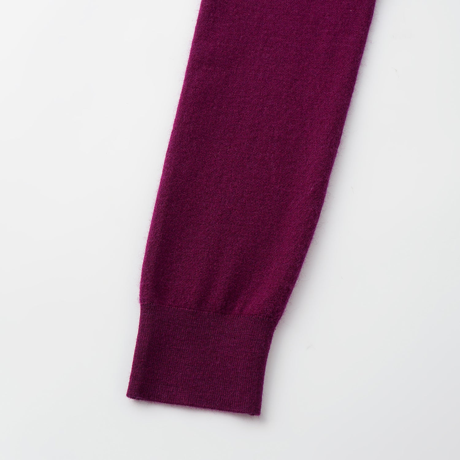 “Winter Diary” Cashmere極簡純色立領針織衫—Velvet Plum絨夜紫莓