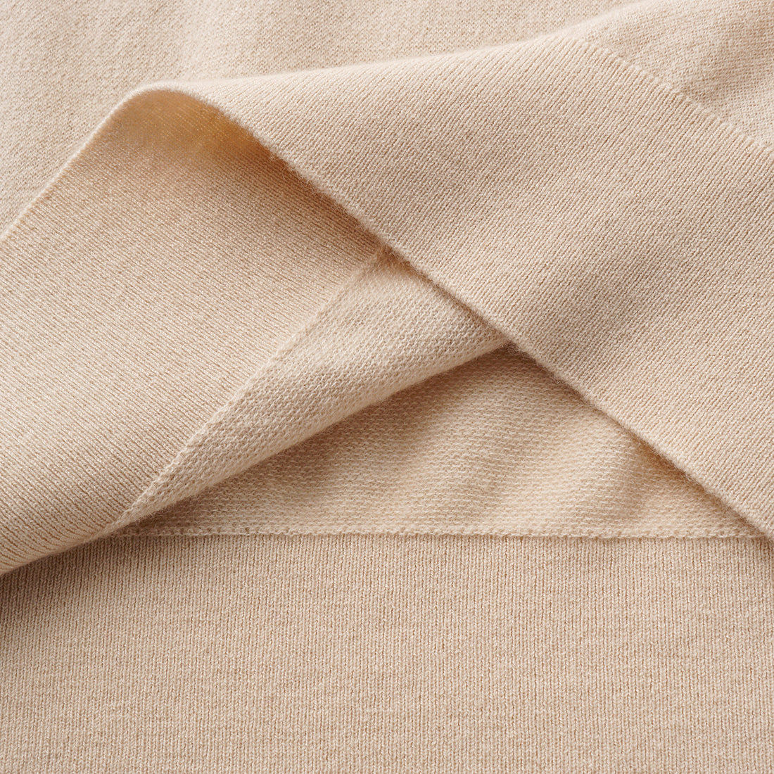 “Winter Diary”Cashmere極簡純色立領針織衫—Natural Tone秋日碎光