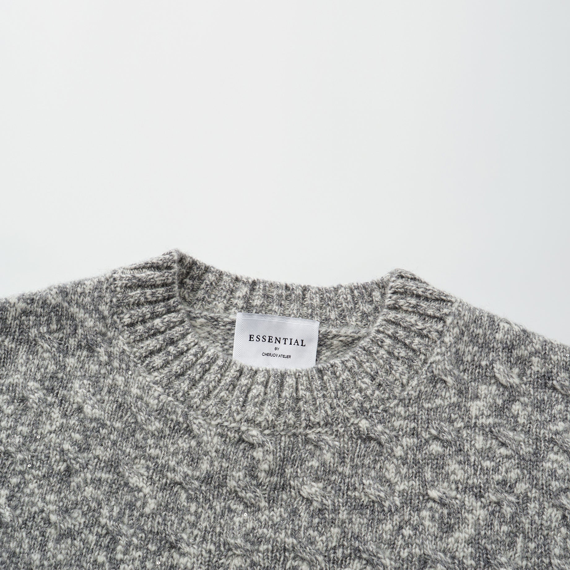 “Winter Diary” 100% Cashmere極細絨柔幾何浮織星點針織上衣—Ash Cloud 灰霧雲嶺