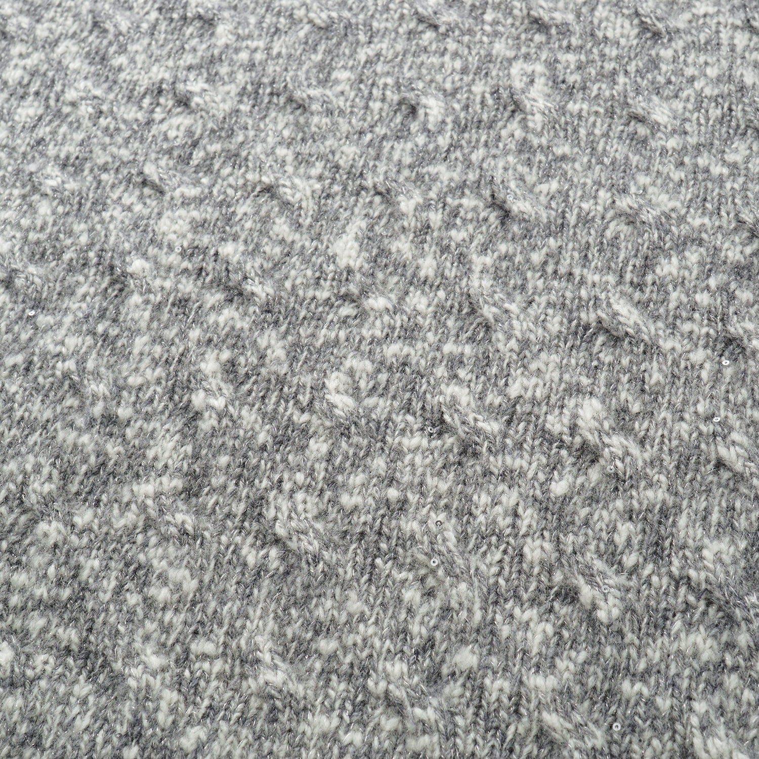 “Winter Diary” 100% Cashmere極細絨柔幾何浮織星點針織上衣—Ash Cloud 灰霧雲嶺