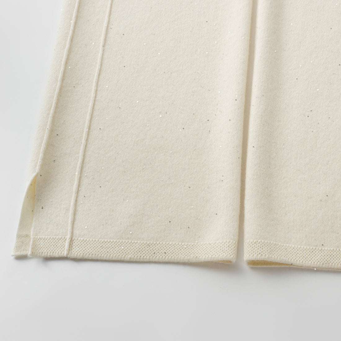 “Autumn Diary” 100% Cashmere極細絨柔星點針織長褲—Velour Moonlight絲絨月光