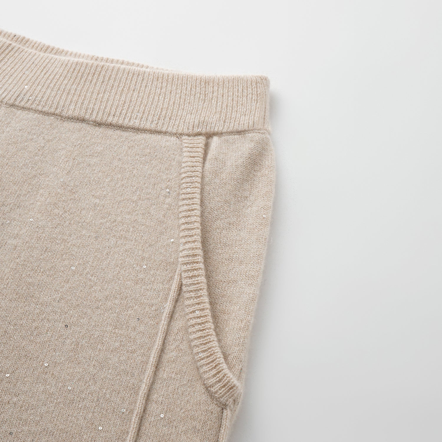 “Autumn Diary” 100% Cashmere極細絨柔星點針織長褲—Dream of Wheatfield麥田之夢