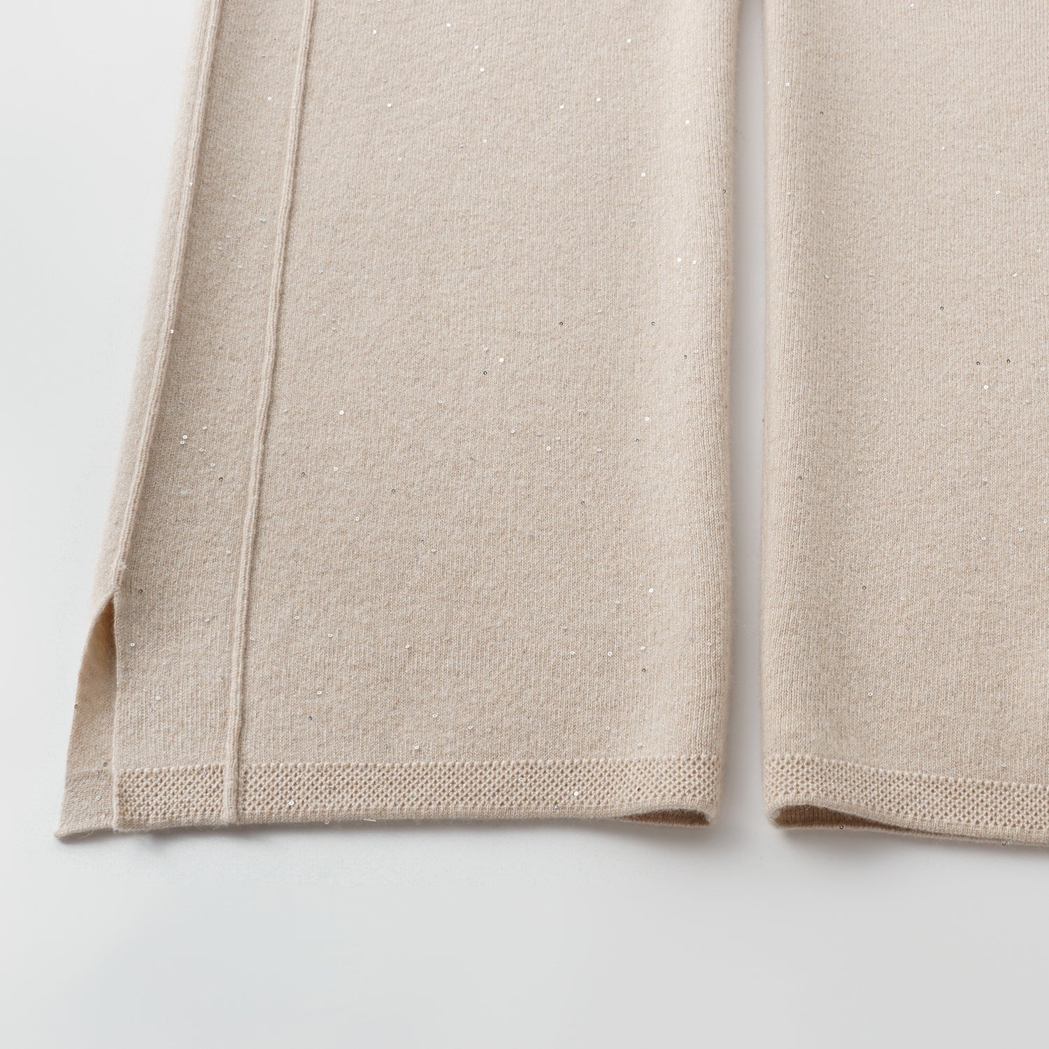 “Autumn Diary” 100% Cashmere極細絨柔星點針織長褲—Dream of Wheatfield麥田之夢