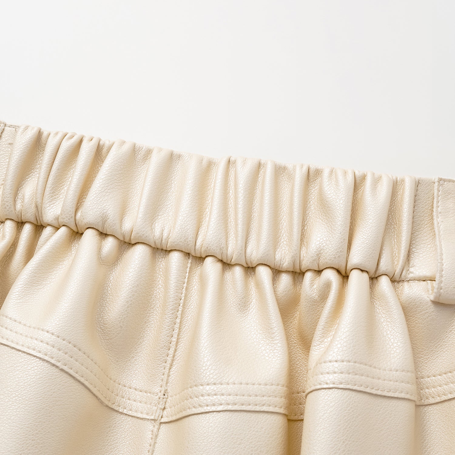 "Easy-go Chic" Vegan Leather Cropped Pants - Pearlescent White 