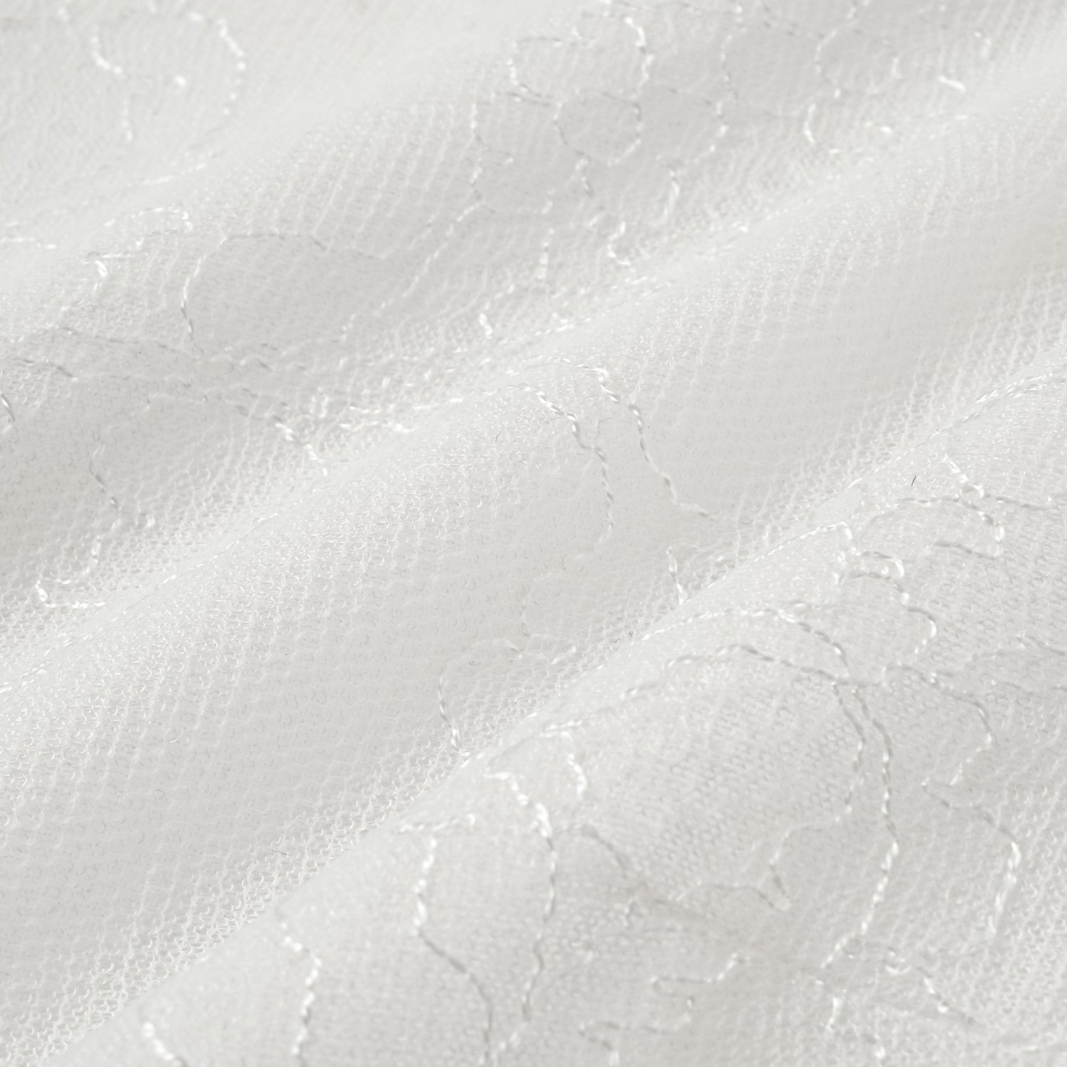 “Daytime Sparkle.” 法國頂級貼層蕾絲工藝無袖襯衫