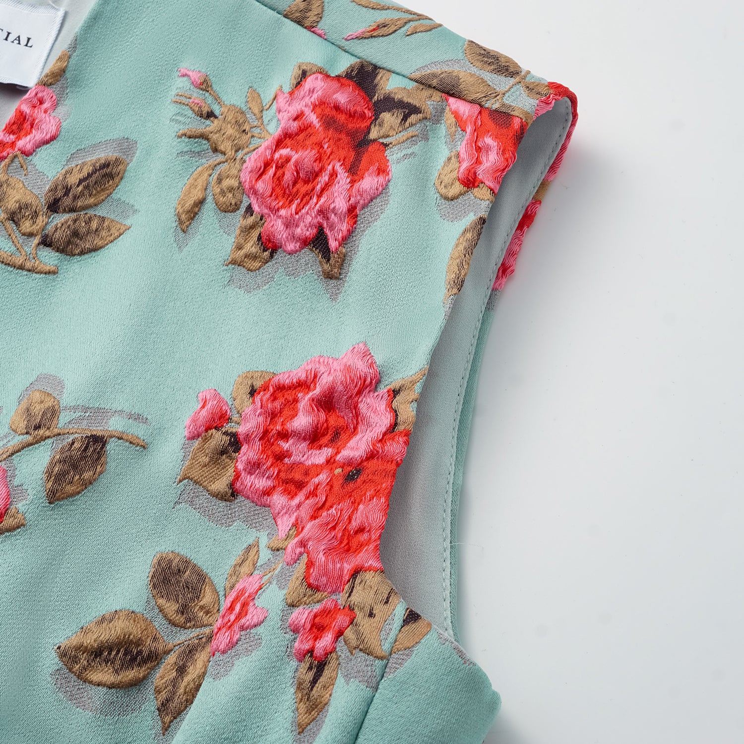 “Imperial Garden Teatime” 意大利立體提花特殊剪裁輕國風上衣