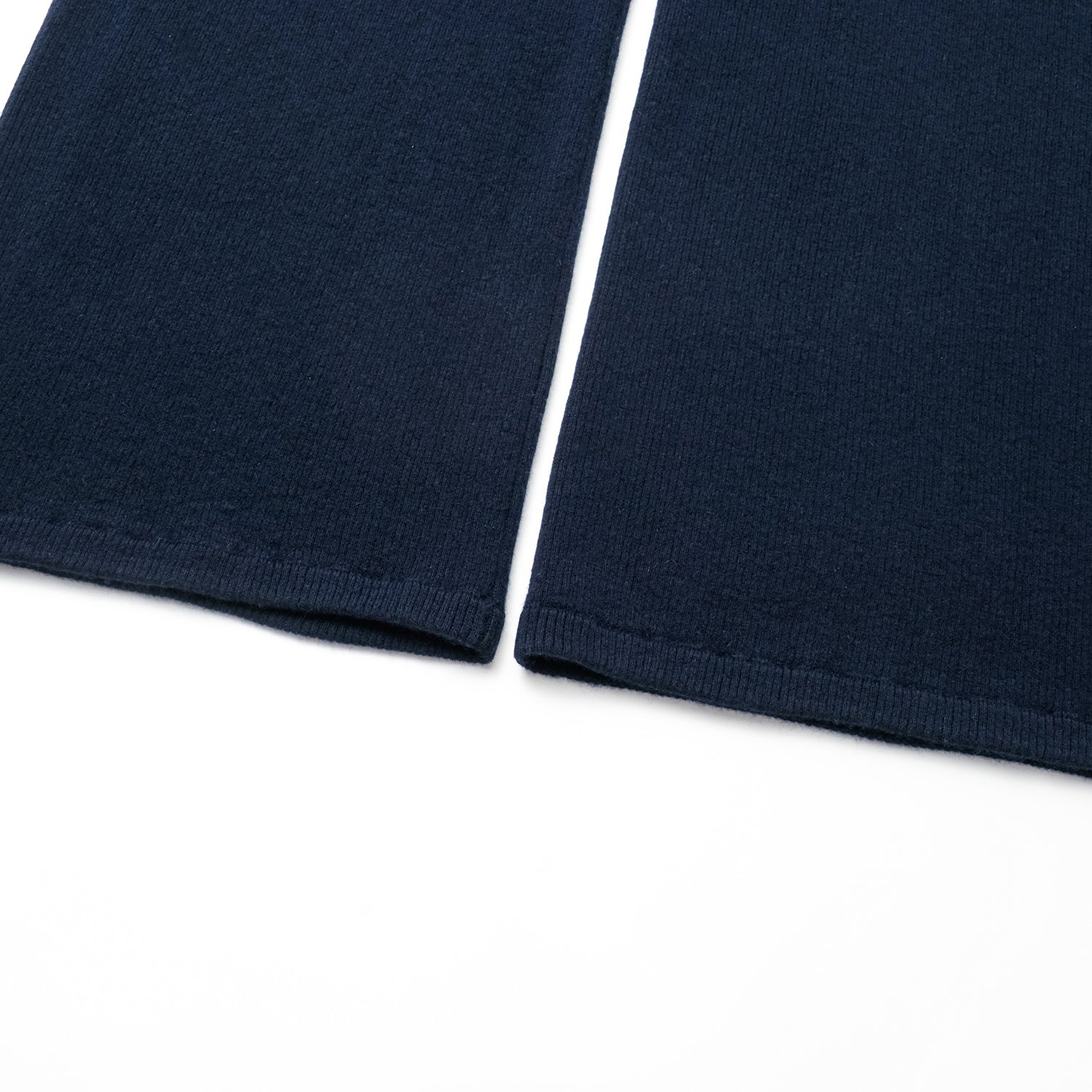 “Winter Diary” 100% Cashmere 重磅立體打褶闊腿褲—藍