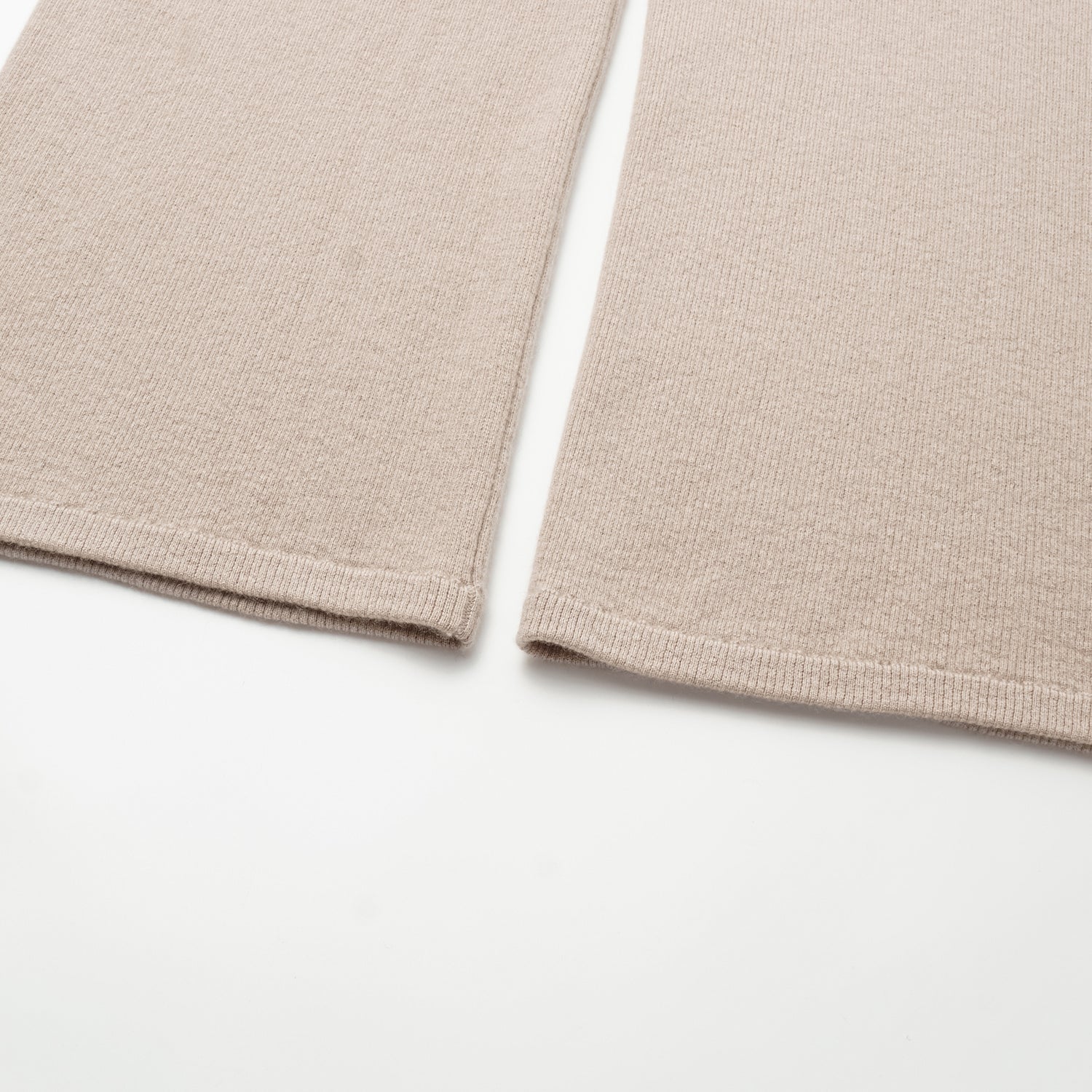 “Winter Diary” 100% Cashmere 重磅立體打褶闊腿褲—米駝