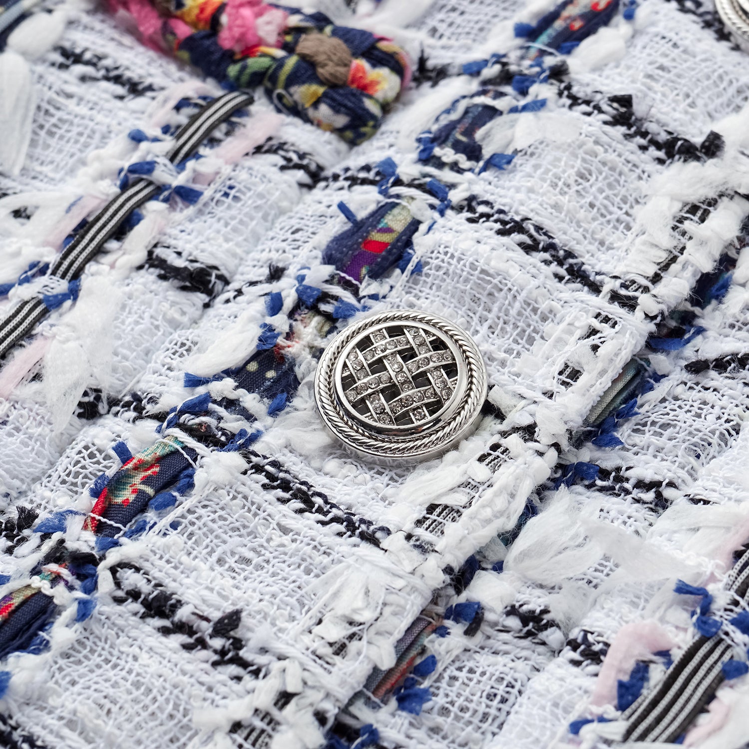 "Chelsea Citywalk." 法國夏日輕薄花呢立體剪裁外套—Paris Mosaic巴黎織語