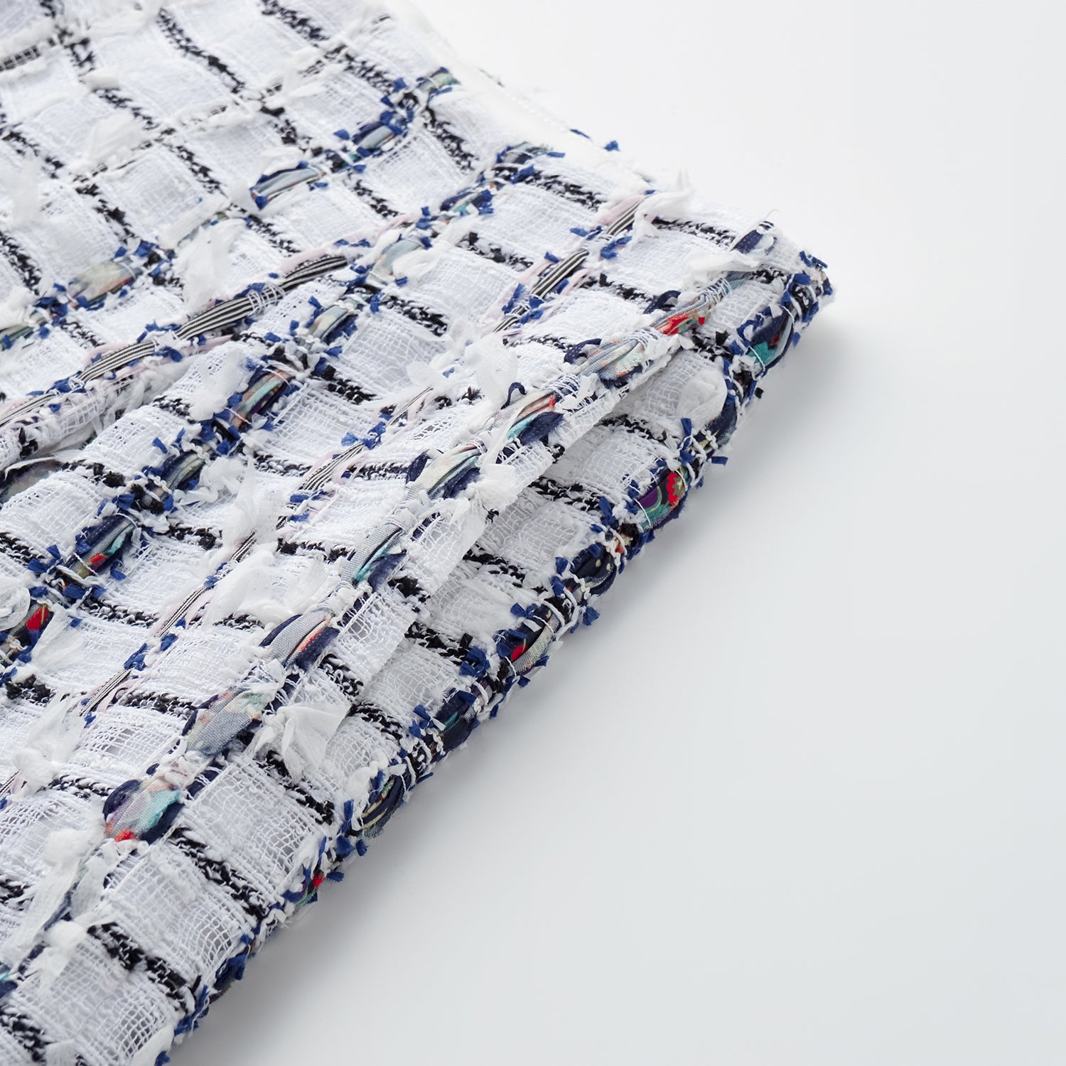 "Chelsea Citywalk." 法國夏日輕薄花呢短褲—Paris Mosaic巴黎織語