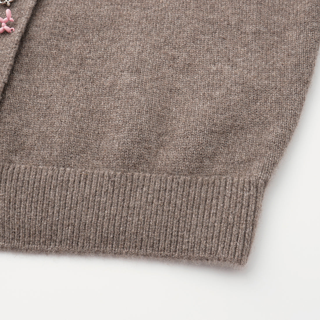 “Autumn Diary” 100% Cashmere斜襟立體釦飾針織外套—Cacao Butter可可巴特