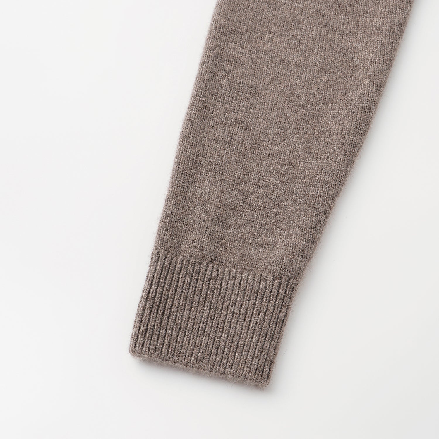 “Autumn Diary” 100% Cashmere斜襟立體釦飾針織外套—Cacao Butter可可巴特