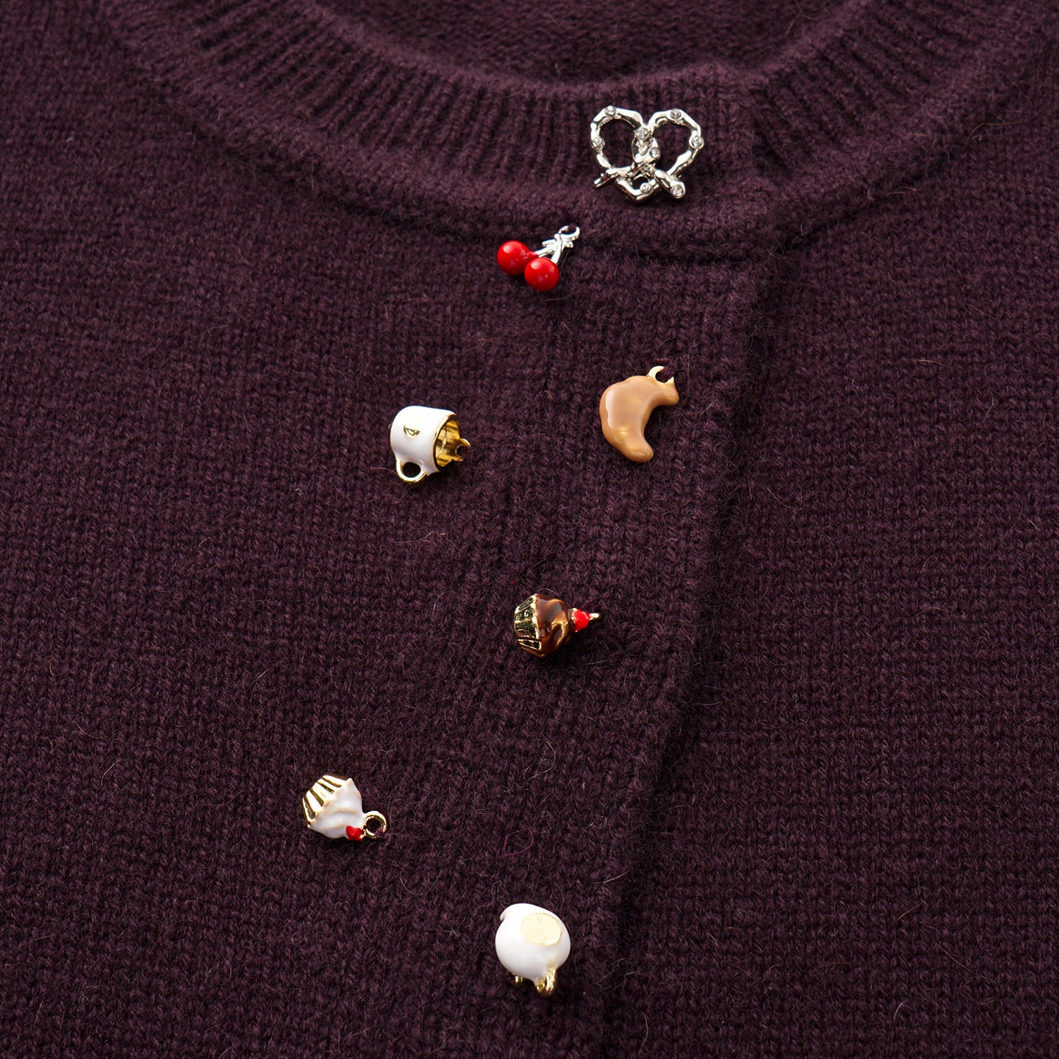 “Autumn Diary”100% Cashmere斜襟立體釦飾針織外套—Berry Danish莓果丹麥