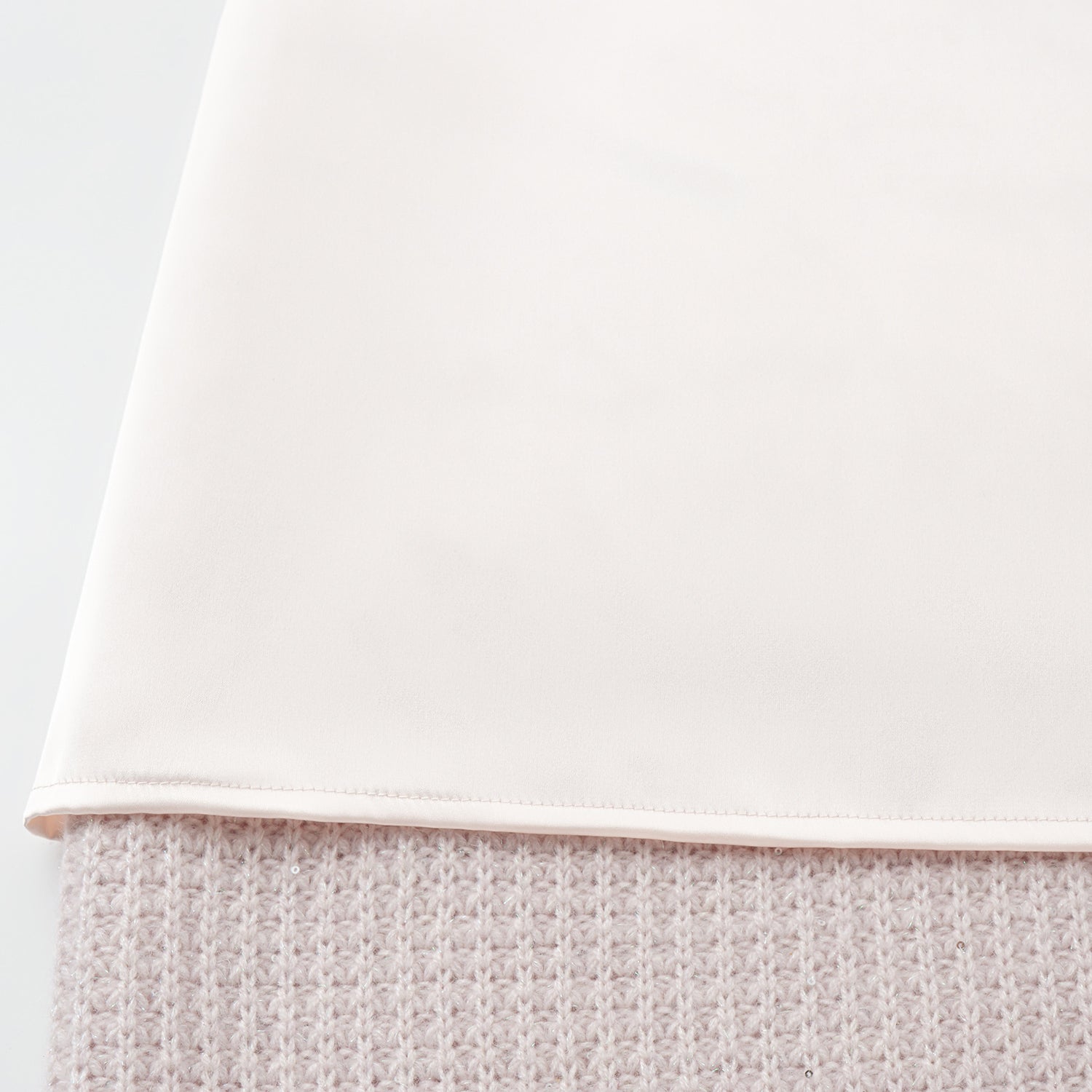 “Autumn Diary” 100% Cashmere細緻華夫格亮片針織鉛筆裙—Misty Rose薄霧玫瑰