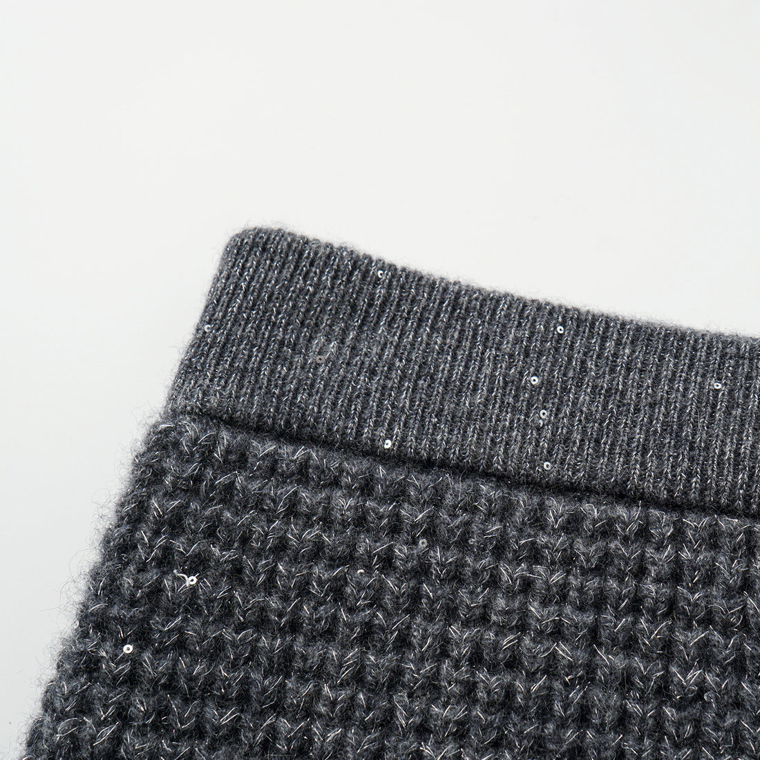 “Autumn Diary” 100% Cashmere細緻華夫格亮片針織鉛筆裙—Nightfall Gleam夜幕之詩