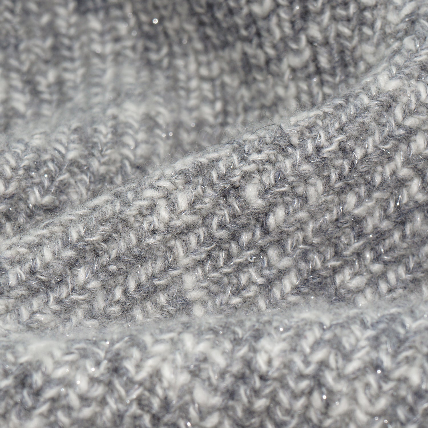 “Winter Diary” 100% Cashmere霧染細針羅紋邊飾高領針織外套—Soft Rain雨的氣息