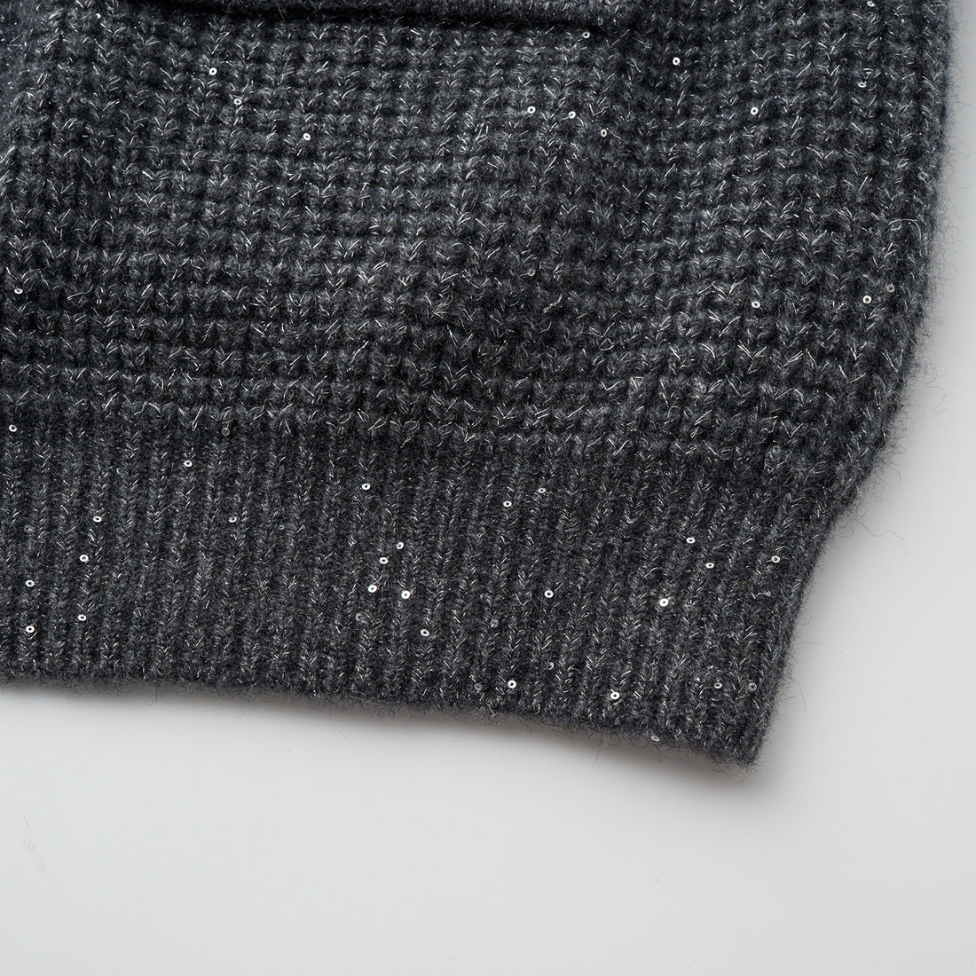 “Autumn Diary” 100% Cashmere細緻華夫格亮片針織背心—Nightfall Gleam夜幕之詩