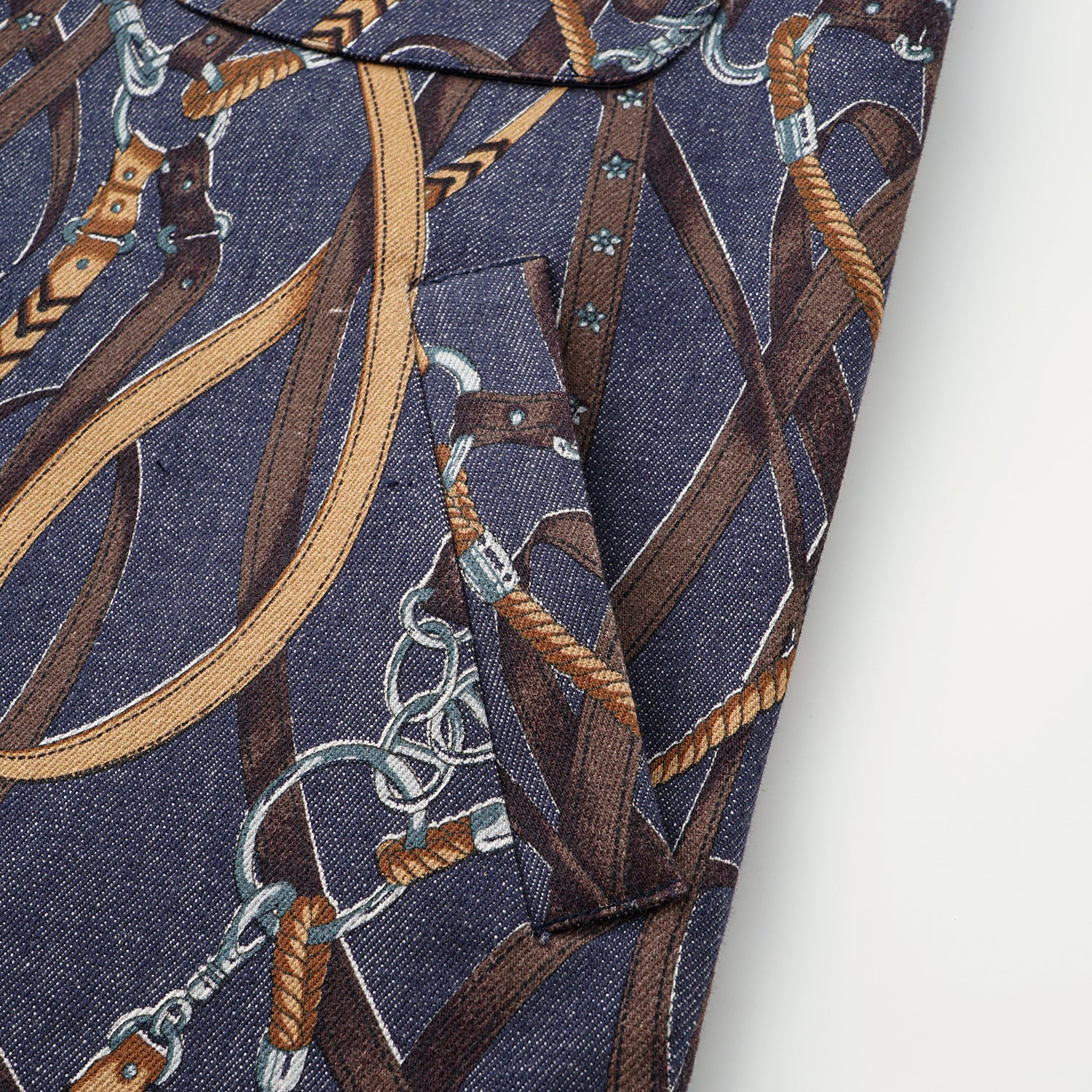 “Easy Go Chic”義大利鍊飾繪印工藝牛仔馬甲背心—Midnight Gallop詩夜漫行