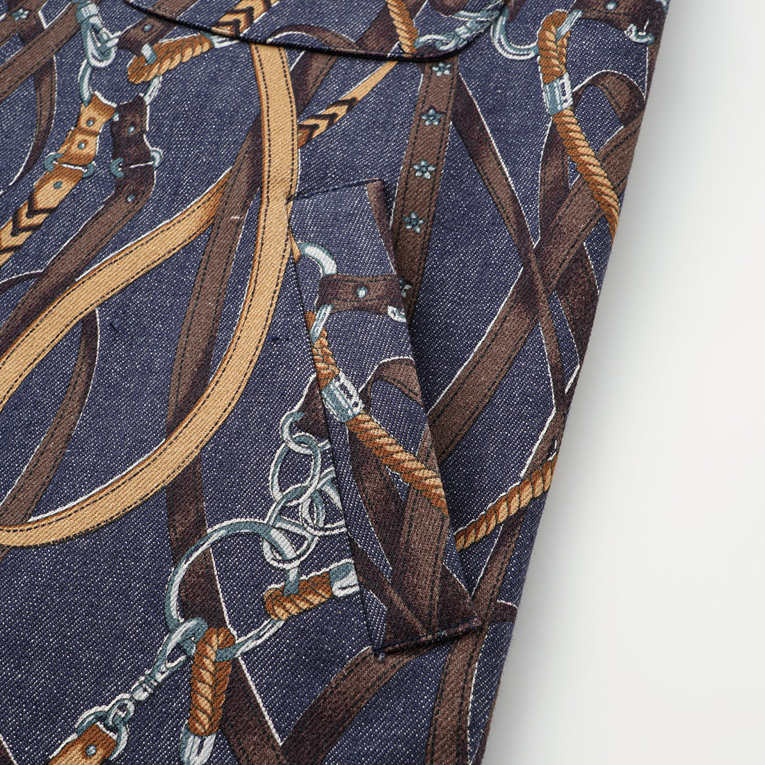 “Easy Go Chic”義大利鍊飾繪印工藝牛仔馬甲背心—Midnight Gallop詩夜漫行