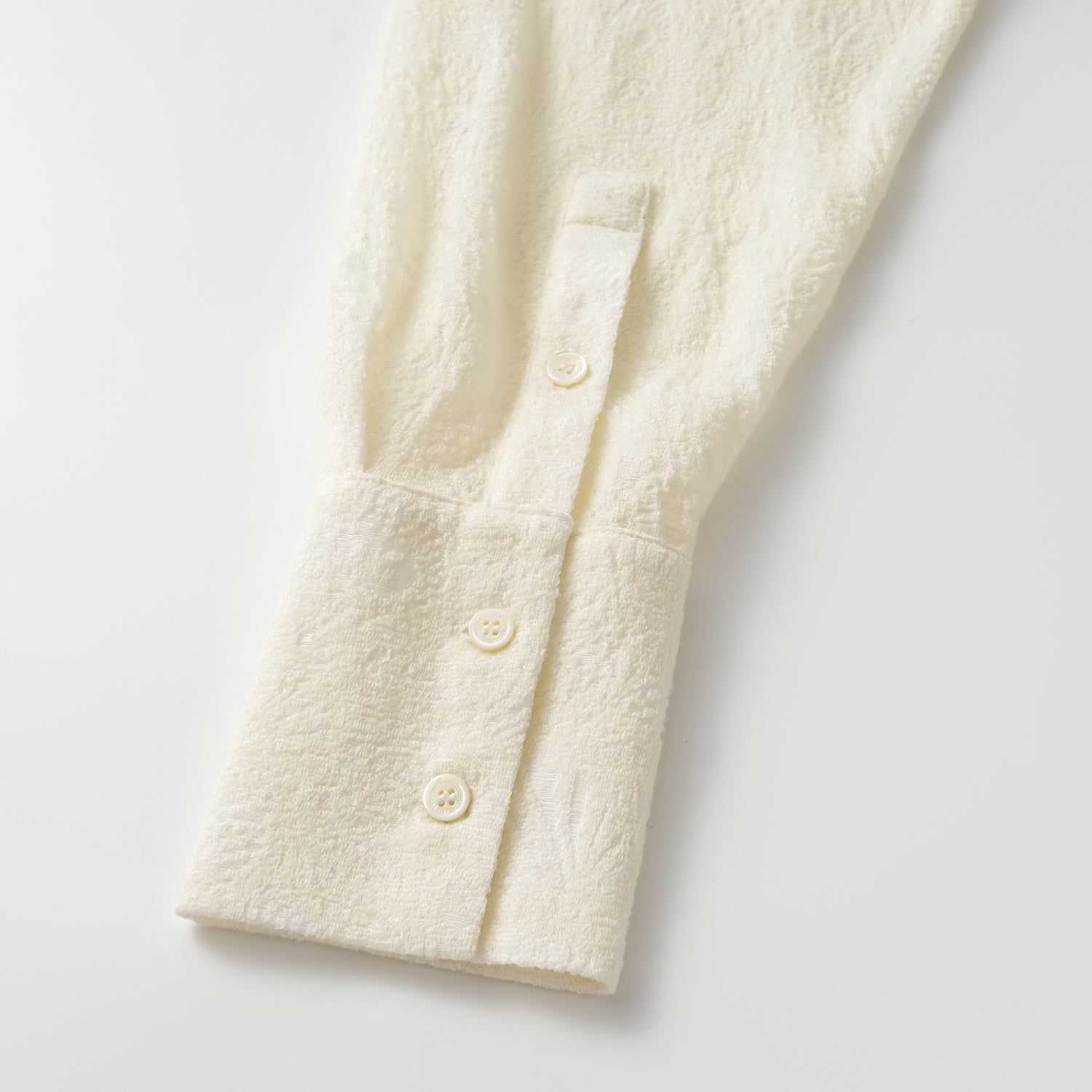 "慵倚春意" 羊毛提花工藝中式針織套裝—秋瓷映雪