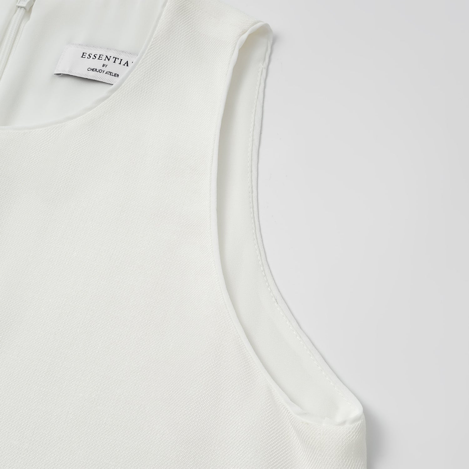 "Weekend at Monaco." 特殊絲竹肌理工藝醋酸背心—Clean