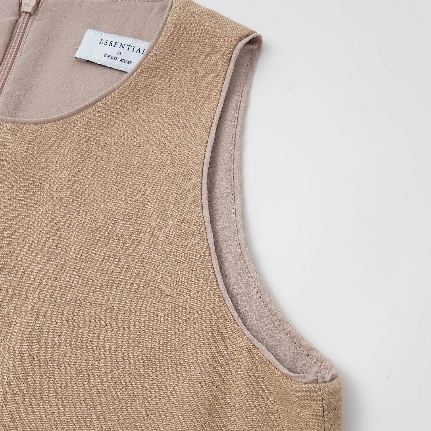 "Weekend at Monaco." 特殊絲竹肌理工藝醋酸背心—Mild