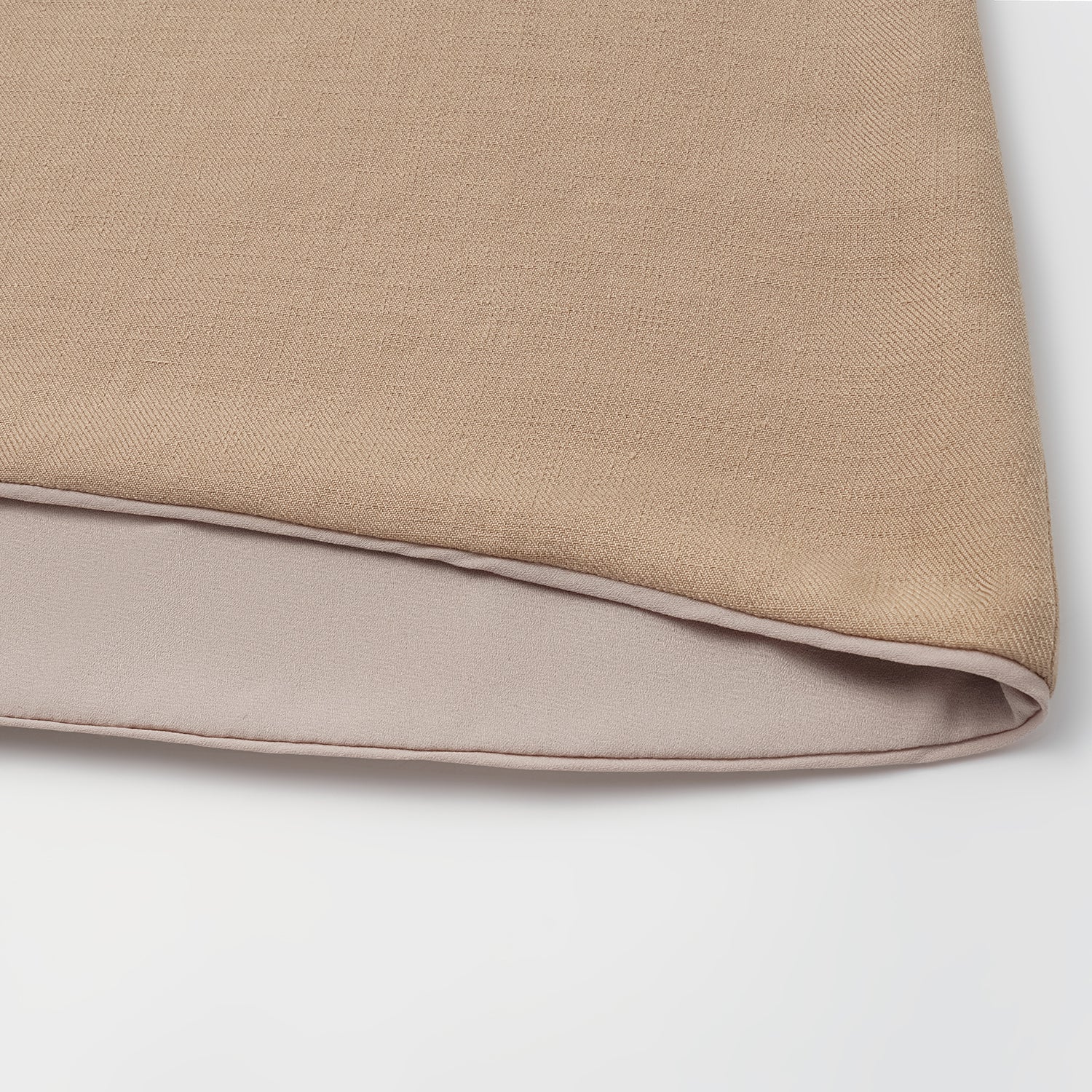 "Weekend at Monaco." 特殊絲竹肌理工藝醋酸背心—Mild