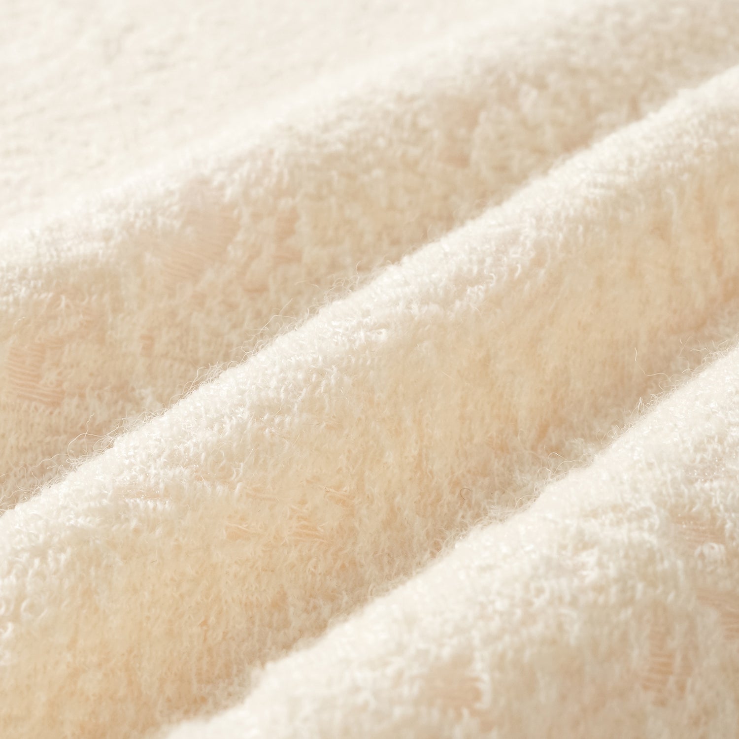 "慵倚春意" 羊毛提花工藝中式針織套裝—秋瓷映雪