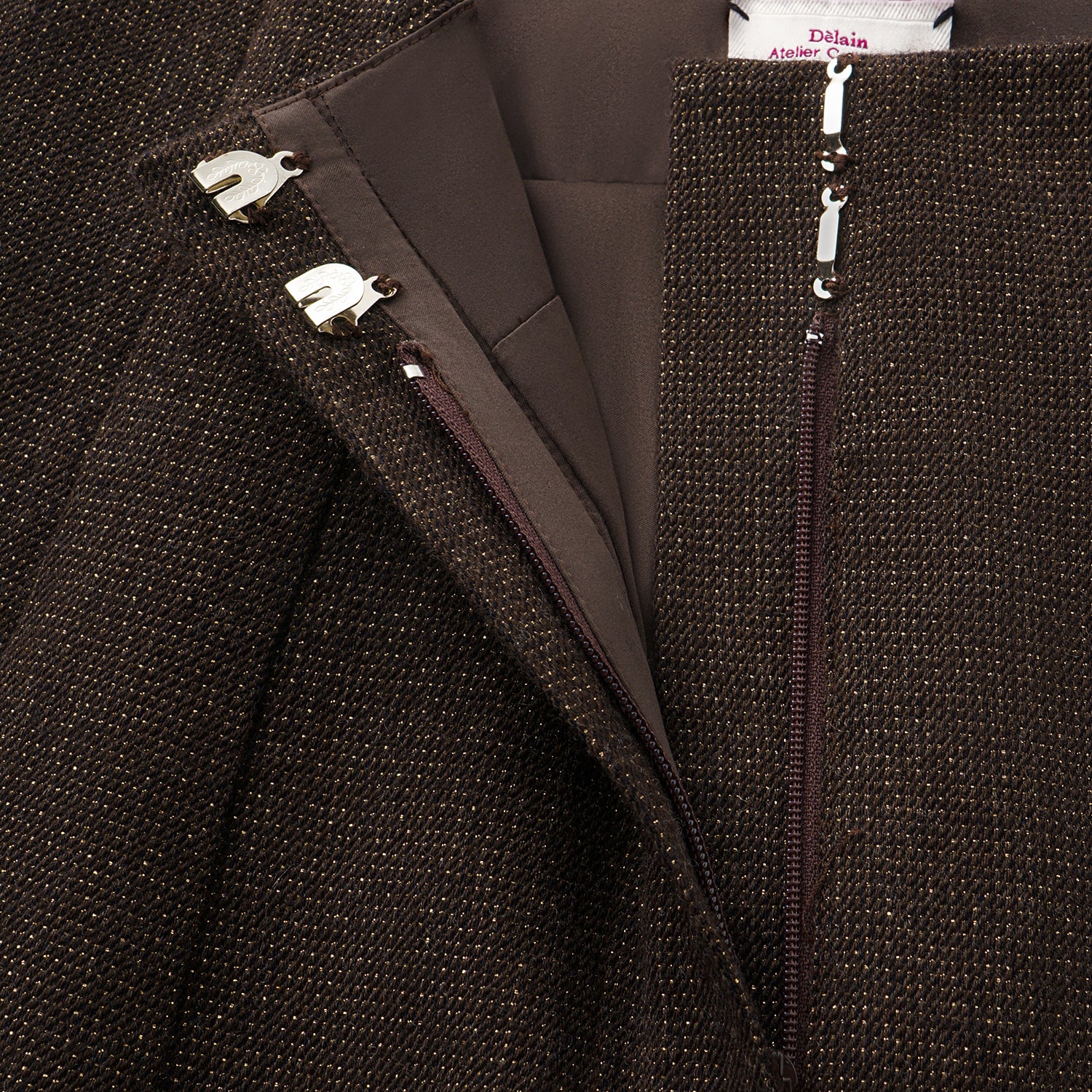 “Westminster Weekdays." 義大利頂級羊毛縷金工藝長褲—Yorkshire Tweed約克呢棕