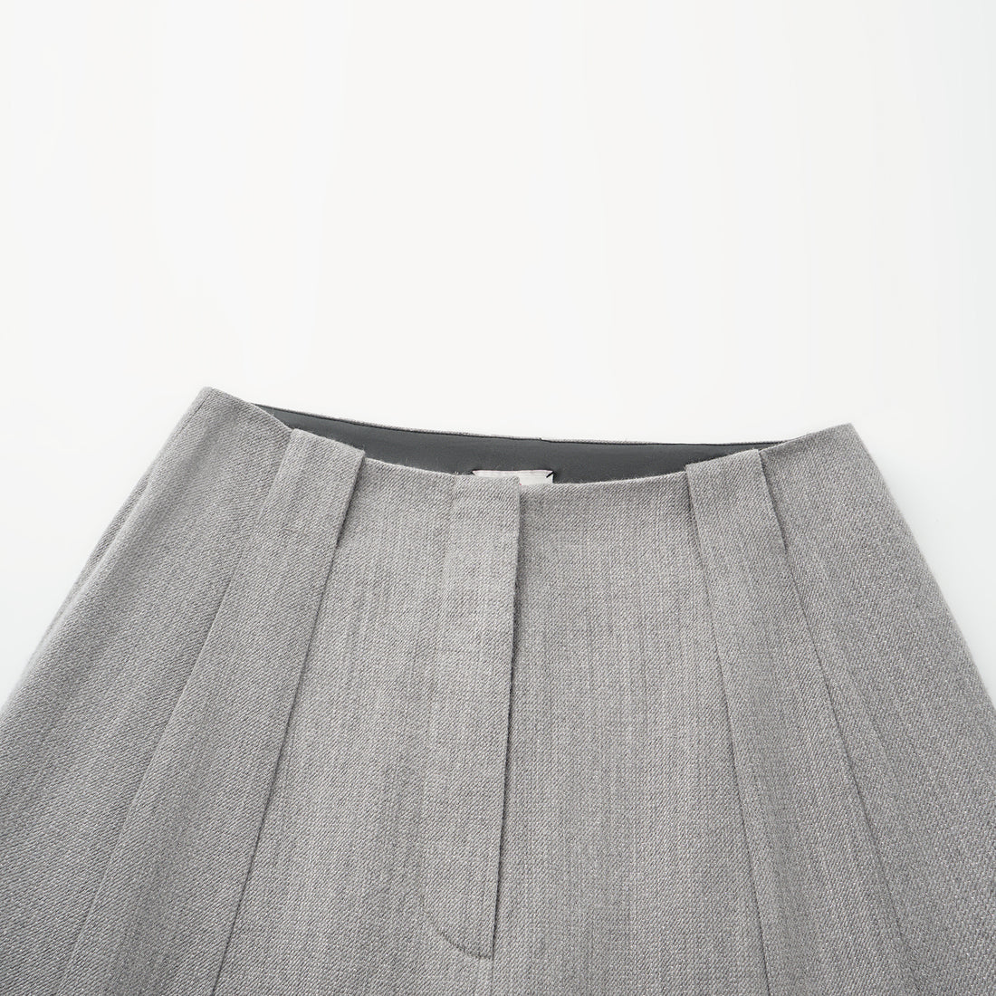 “Westminster Weekdays." 義大利頂級羊毛銀織工藝長褲—British Grey英倫霧灰