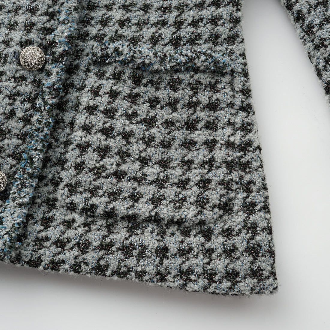 "Chelsea Citywalk." 義大利星紗簇絨緹花千鳥格修身外套—Garden Lyric莊園詩箋