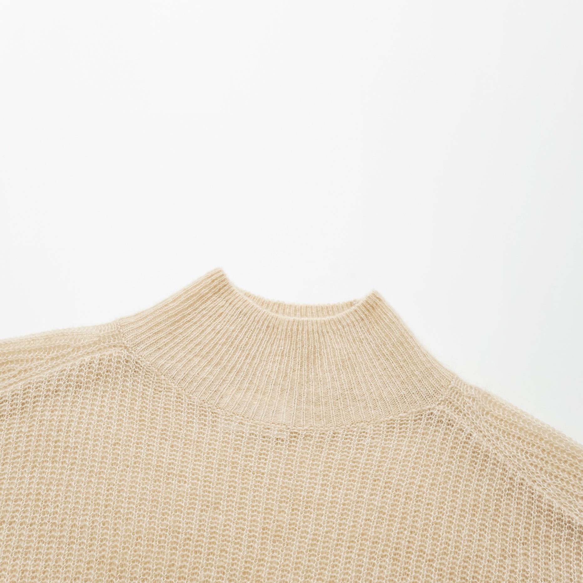 “Autumn Diary”真絲喀什米爾中高領長版上衣—Vanilla Cake