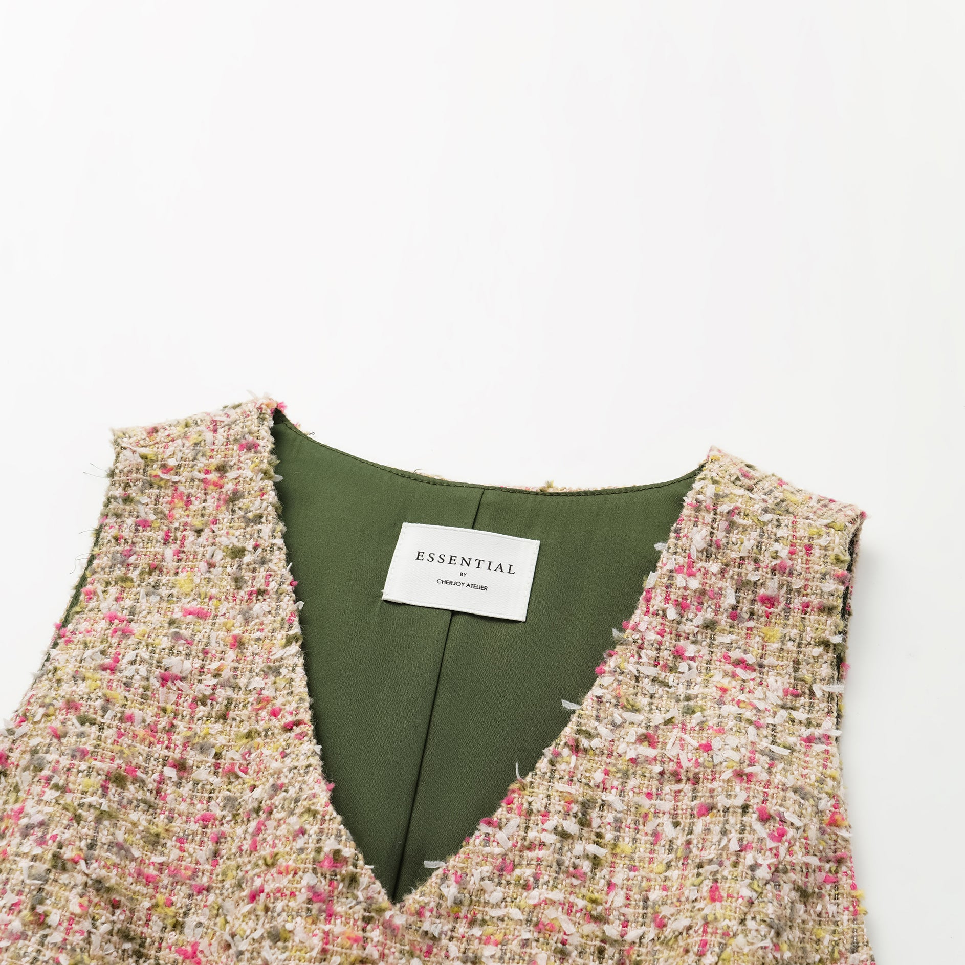 “Chelsea Citywalk.”  花呢馬甲背心—莫內花園