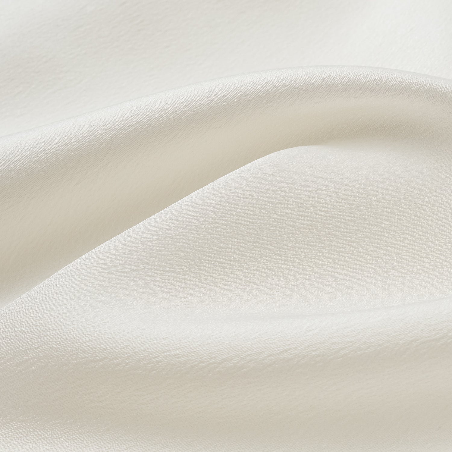 “Weekend At Monaco."鏤空刻花工藝蕾絲短褲—NookLume 隅光