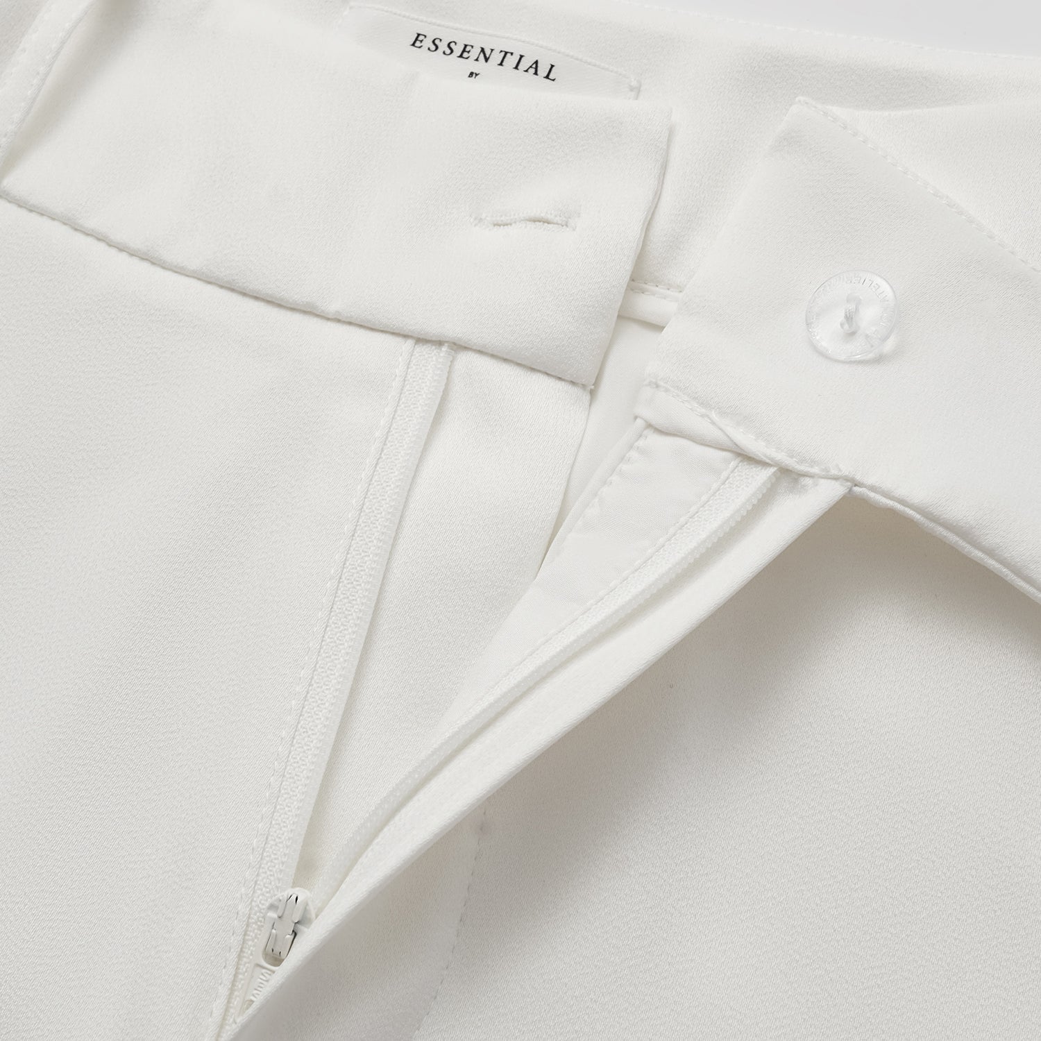 “Autumn Diary ” 珍珠醋酸緞九分喇叭褲 — 白色