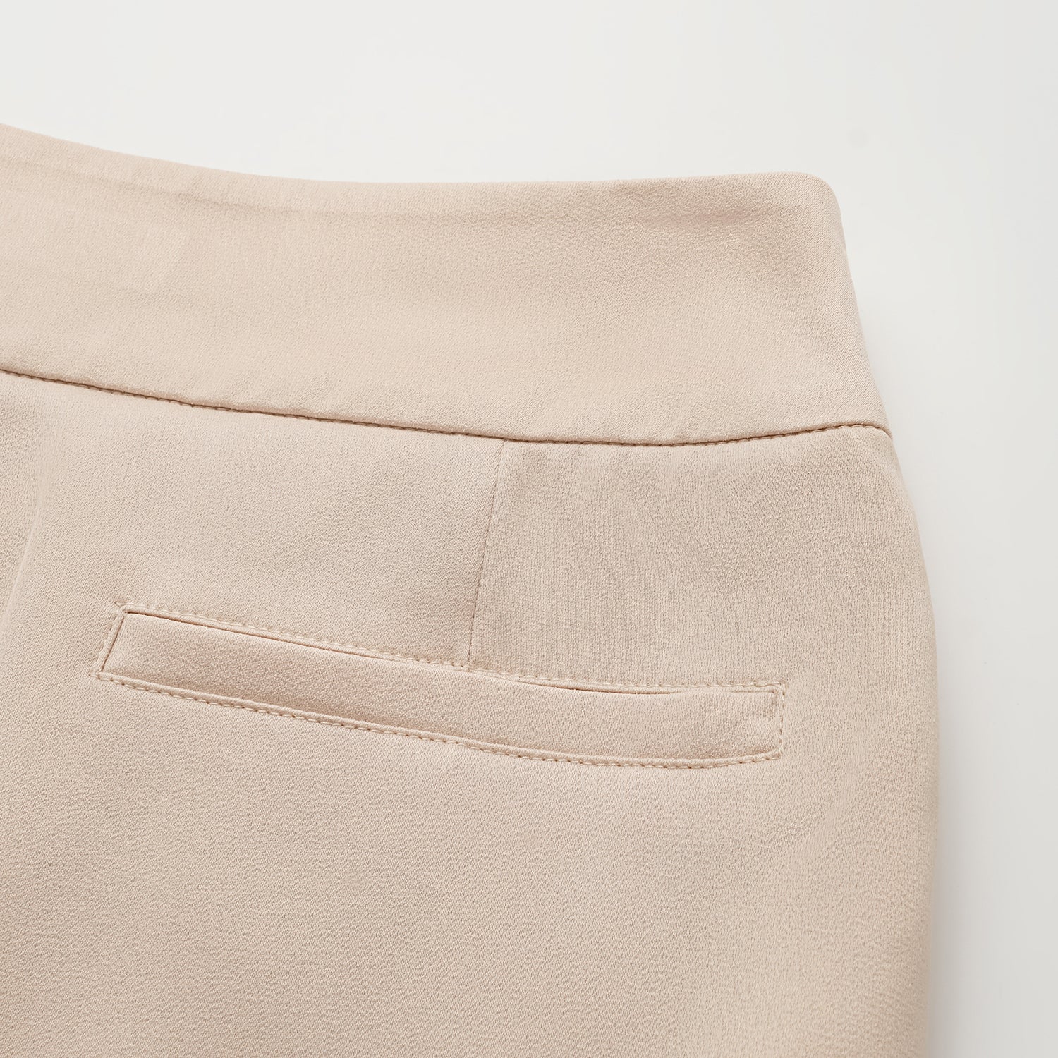 “Autumn Diary ” 珍珠醋酸緞九分喇叭褲— 裸色