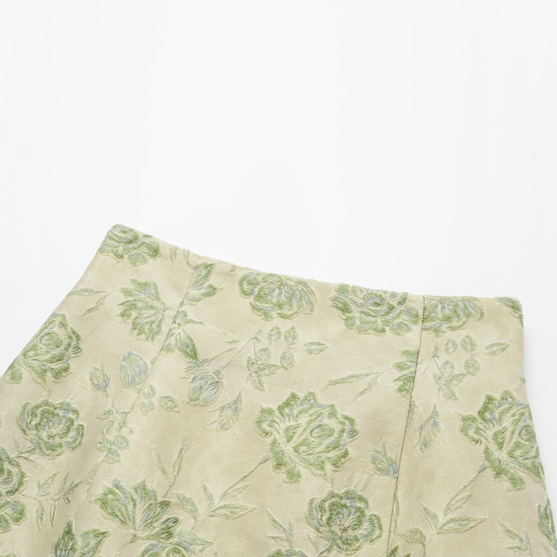 "Imperial Garden Teatime” 真絲羊毛輕國風套裝—米白