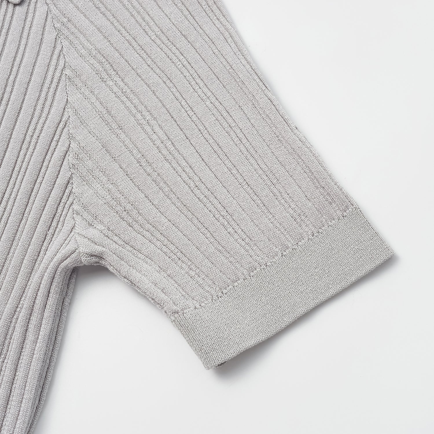 “By Inch." 蠶絲針織綁帶上衣—Morning Silence 晨間靜語